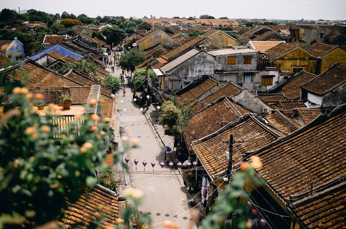 Hoi An in December possesses a tranquil beauty