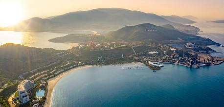 What are the components of Vietnam travel costs? Tips for saving money