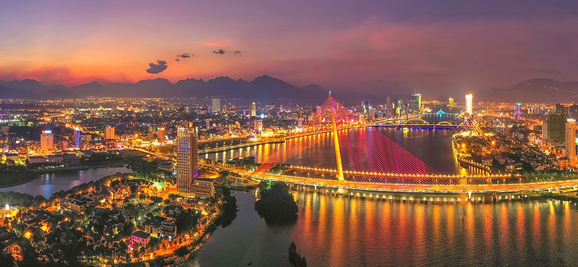 Vietnam weather in April