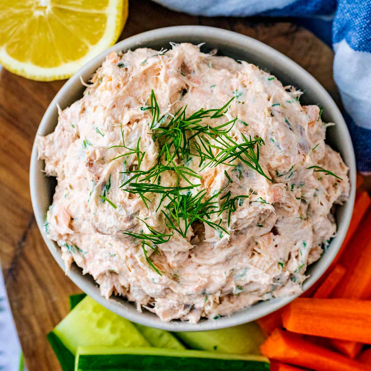Vietnamese pate Salmon pate is a delicious and nutritious Vietnamese pate