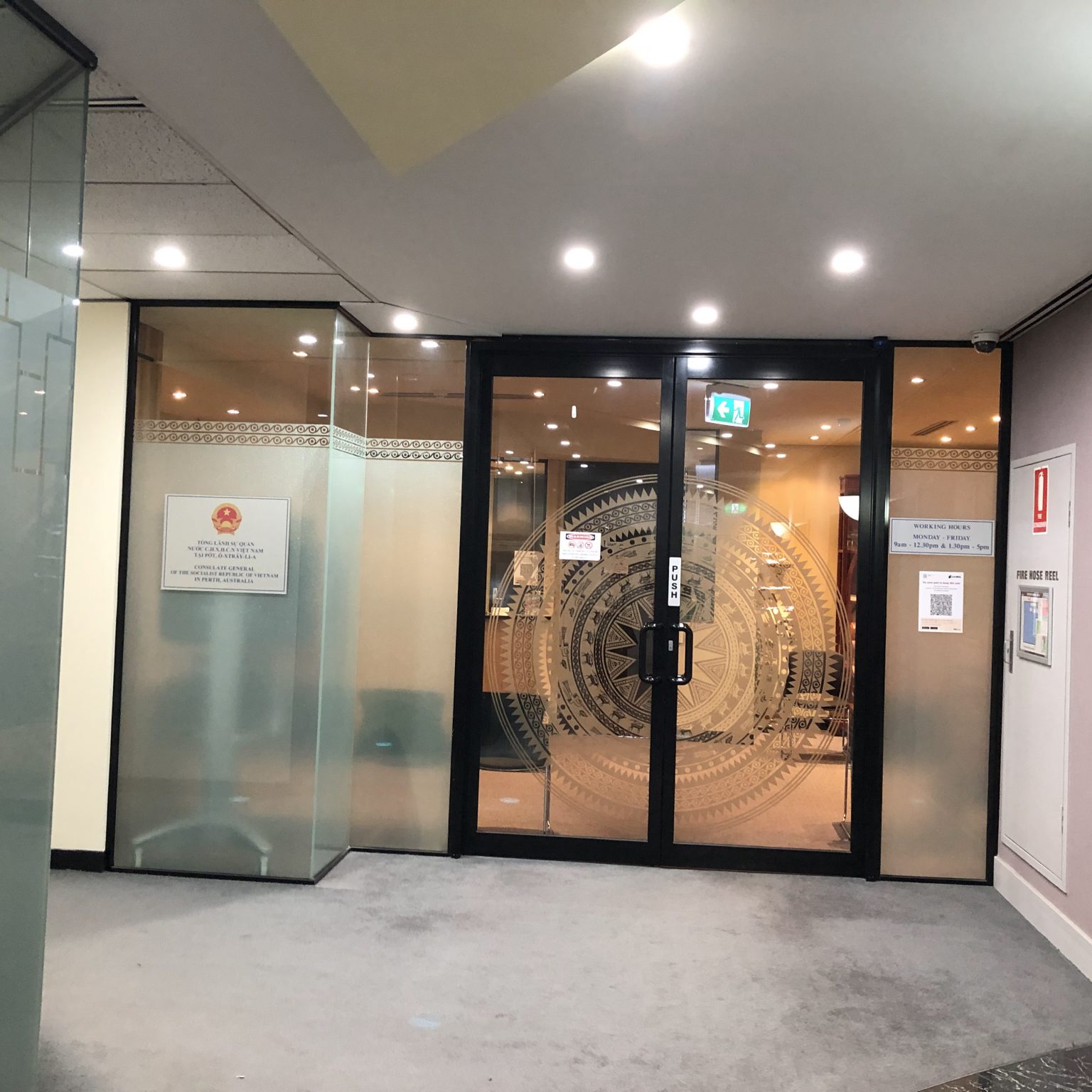 Australian tourists can easily apply for a visa online