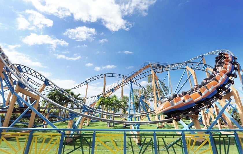 VinWonders Nha Trang roller coaster
