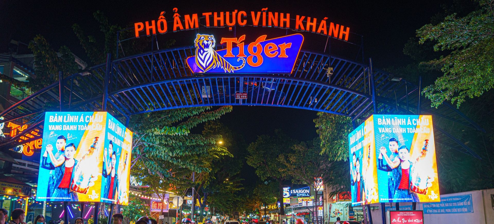 Vinh Khanh Food Street