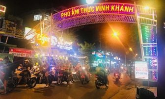 Vinh Khanh Food Street: Top spot for snail dishes in Saigon