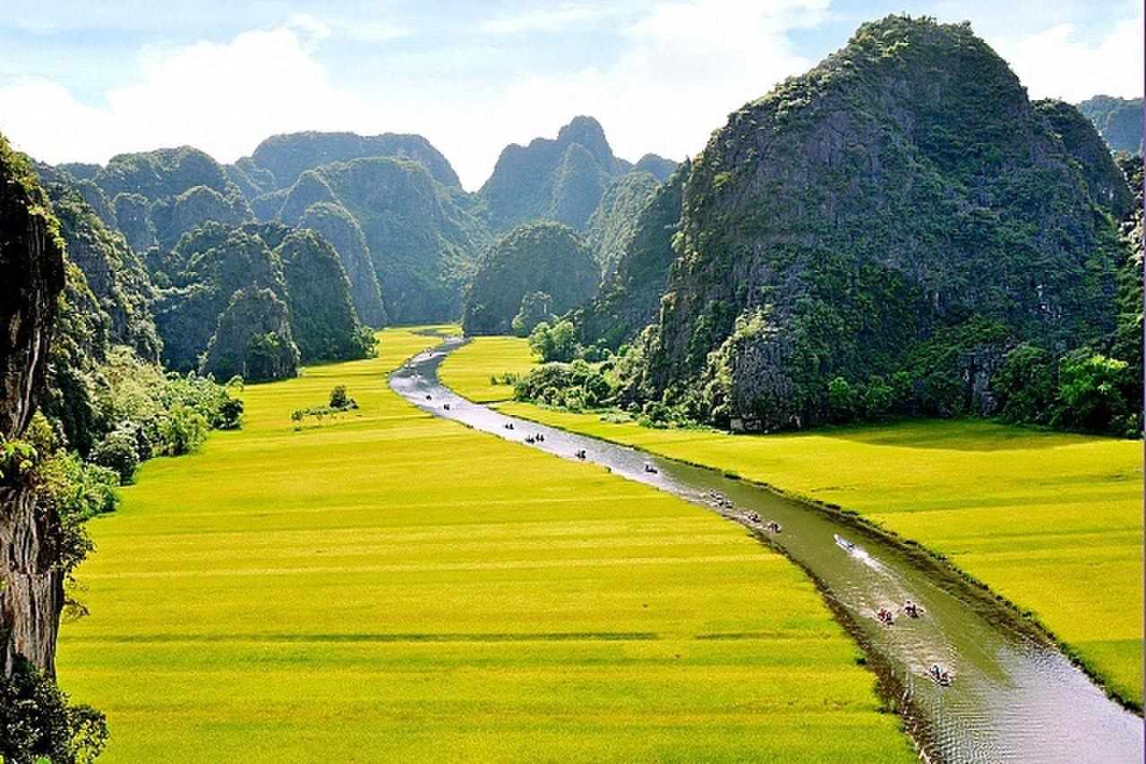 Marvel at the majestic beauty of Ninh Binh's wonders