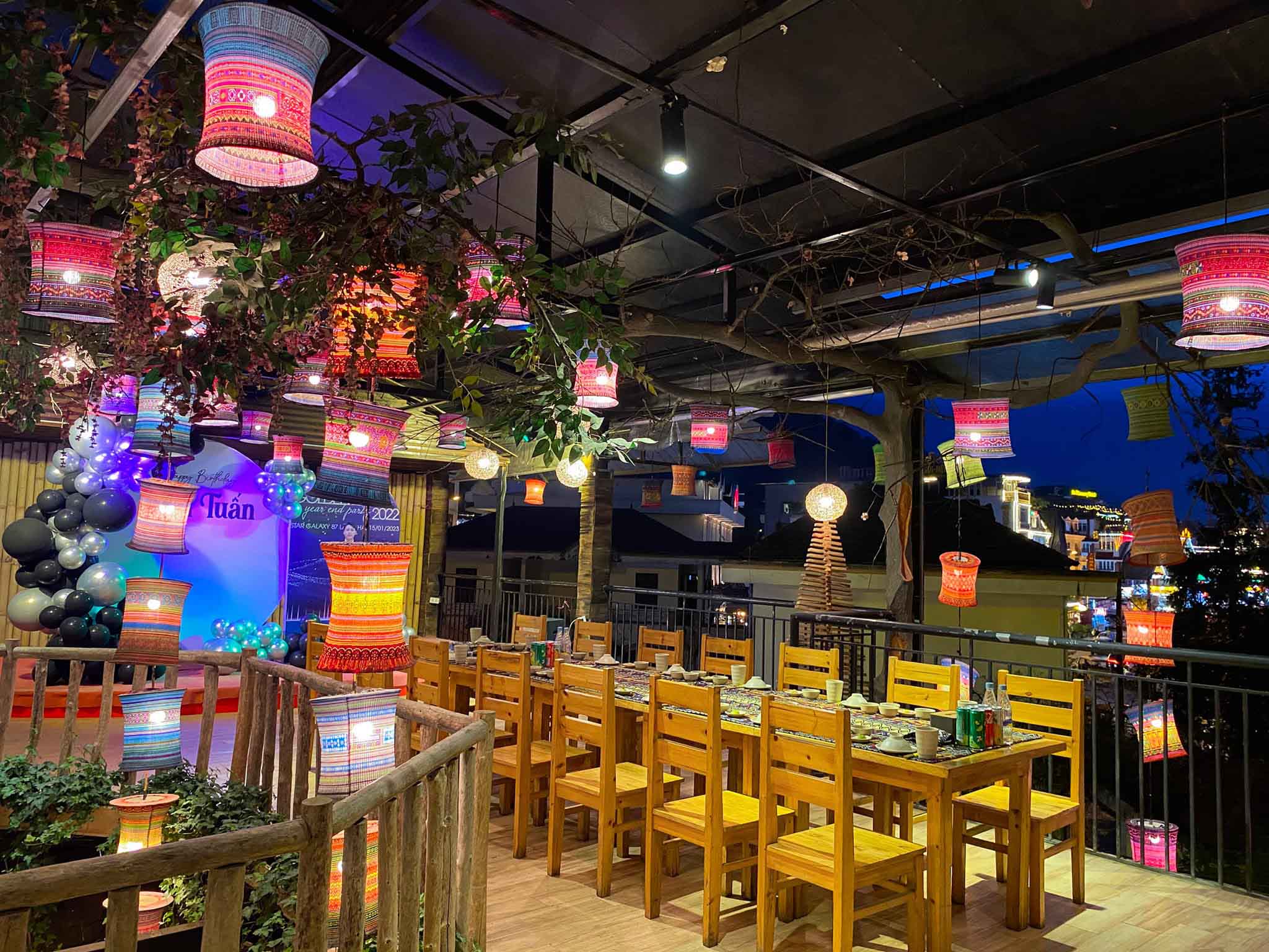 Chợ Tình Quán Sa Pa