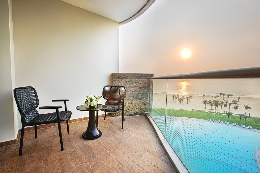 Alba Thanh Tan Hot Springs