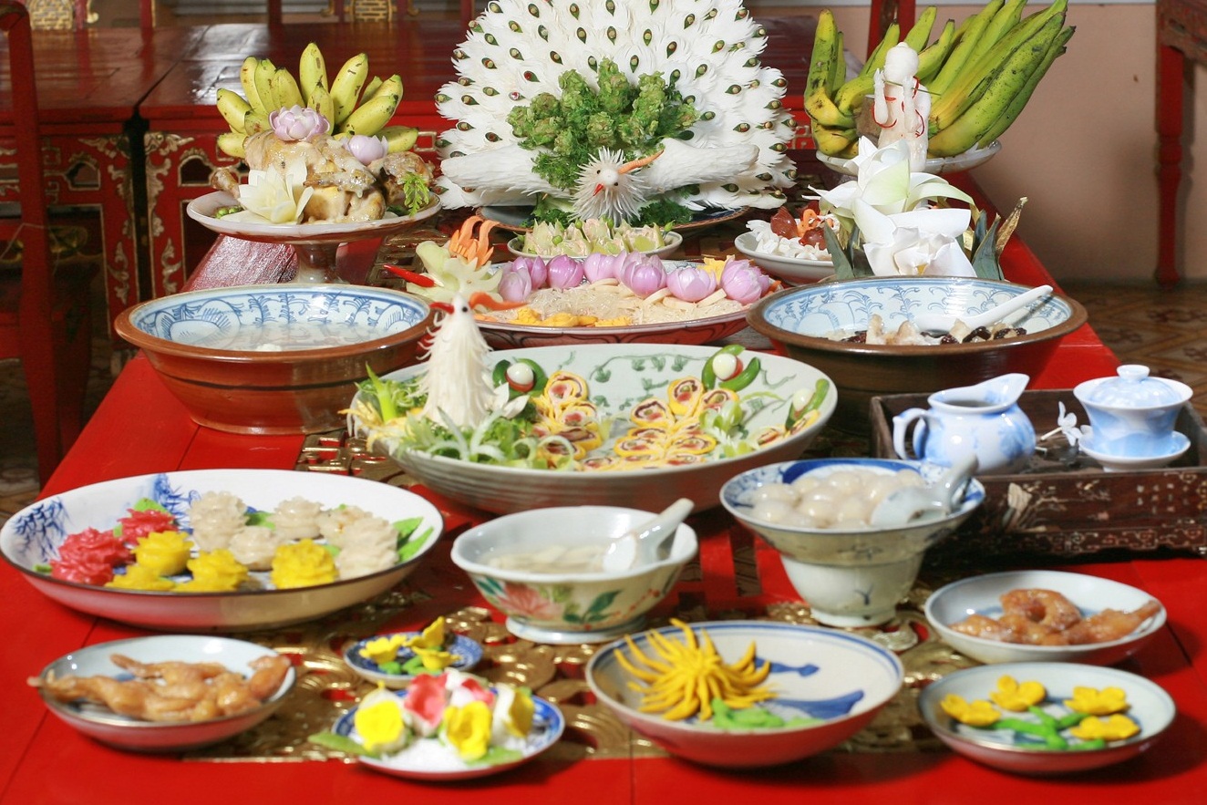 Ẩm thực cung đình Huế Một ví dụ về mâm “bát trân ngự thiện” chỉ dành cho các vị vua chúa thời xưa