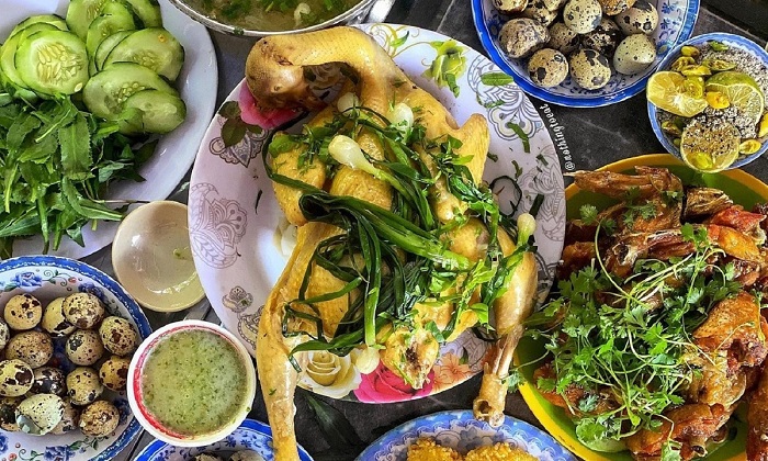 Hữu Lai là quán gà chỉ nằm ở ngoại thành 