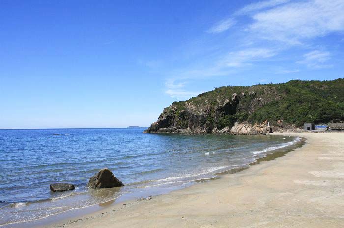 Bãi Bàu - địa điểm du lịch hoang sơ, bình dị 