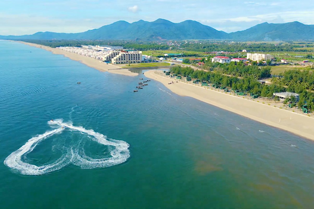 Bãi biển đẹp, nguyên sơ tại Hà Tĩnh