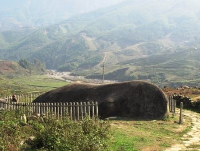 Ghé bãi đá cổ Sa Pa tìm hiểu bí ẩn cổ xưa chưa có lời giải