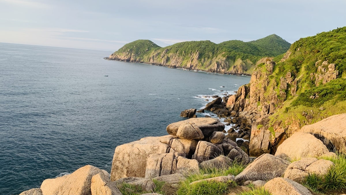 Bãi Tiên Phú Yên Du khách cần lưu ý một số vấn đề để hành trình khám phá Bãi Tiên Phú Yên được trọn vẹn