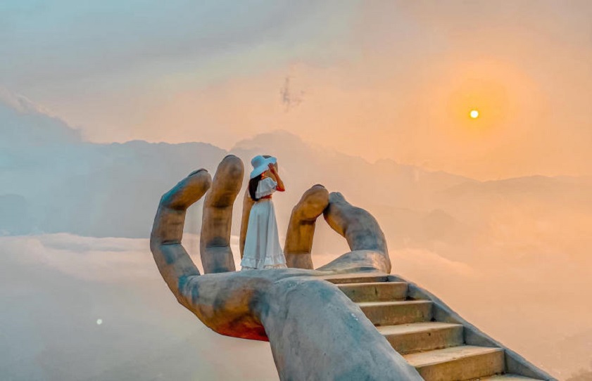 Bàn tay khổng lồ