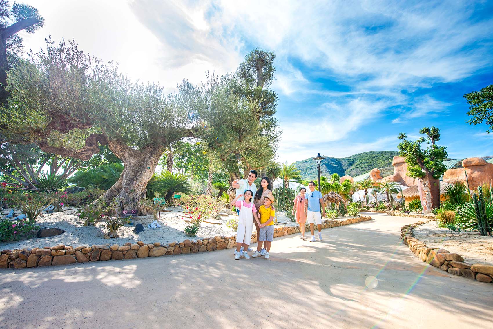 Bánh cuốn Quy Nhơn Đến VinWonders Nha Trang để trải nghiệm nhiều hoạt động vui chơi thú vị