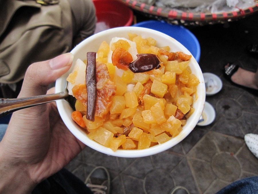 Bánh đúc Hải Phòng có hương vị đặc trưng rất riêng, không lẫn với bánh đúc ở những nơi khác