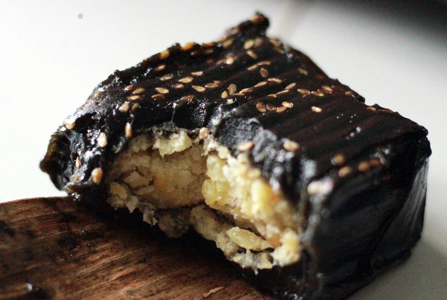 Bánh gai Tứ Trụ