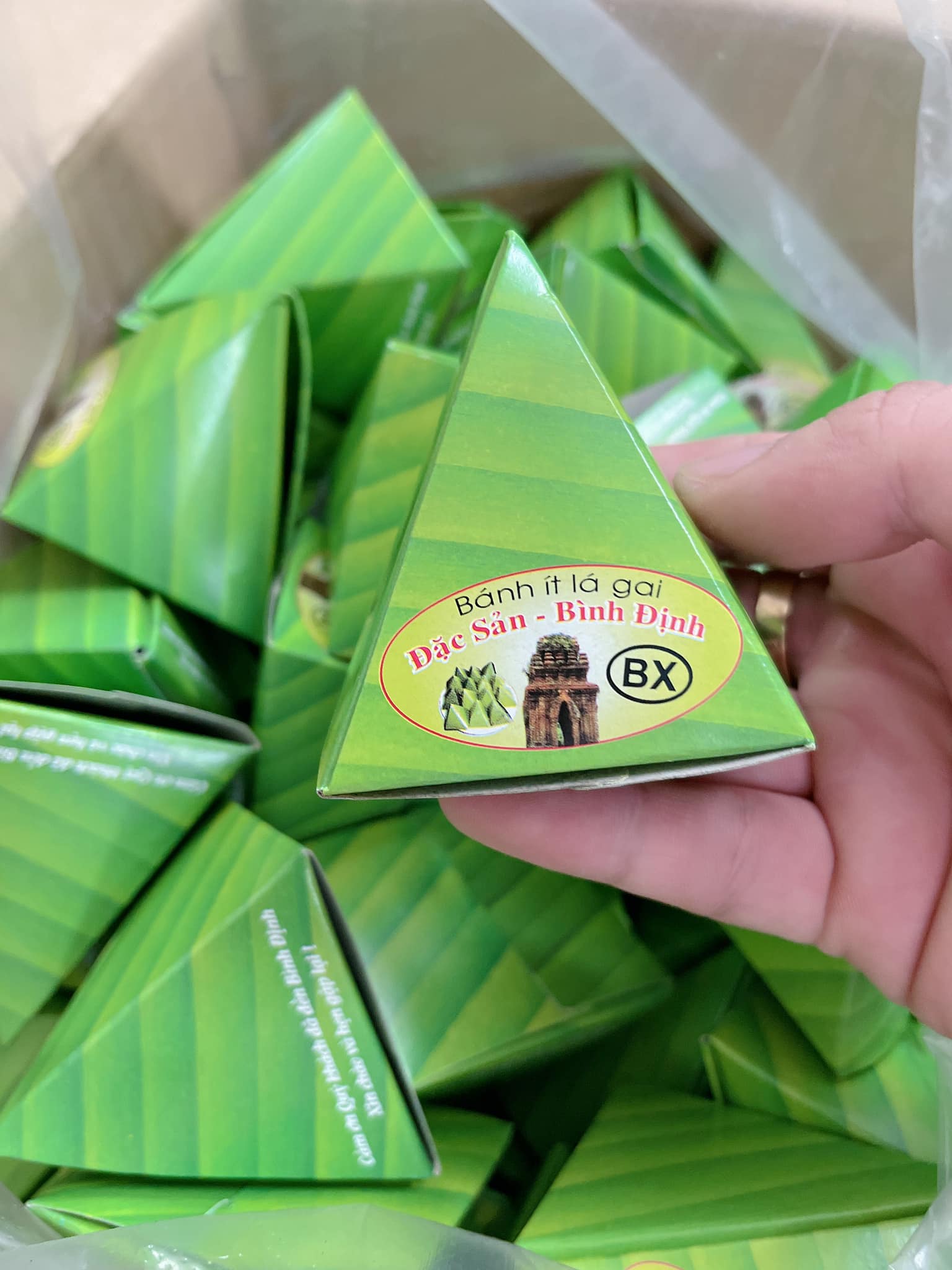 Bánh ít lá gai BÀ XÊ chất lượng