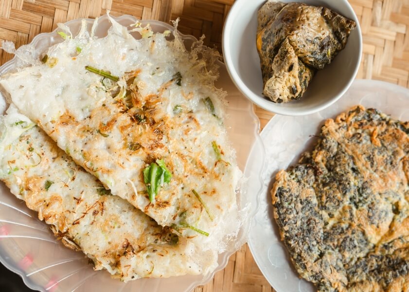 Bánh khoái Cô Nguyệt