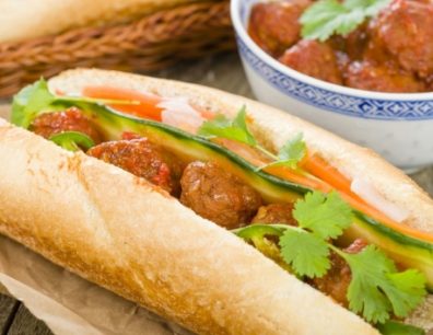 12 địa chỉ bánh mì xíu mại Sài Gòn ngon nức tiếng, hút khách