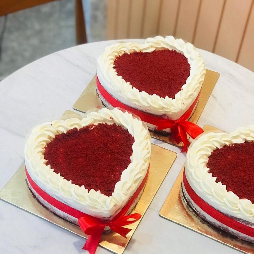 Bánh ngọt Vinh Tẩm - Địa chỉ mua bánh Red Velvet Cake ở Hà Nội nổi tiếng