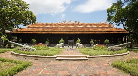 Bảo tàng Cổ vật Cung đình Huế – nơi lưu giữ hàng vạn cổ vật quý