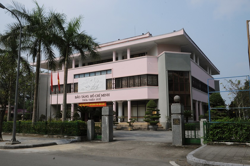 Bảo tàng Hồ Chí Minh Huế Du khách có thể tham khảo một số lịch trình tham quan Bảo tàng và các di tích lưu niệm về Bác