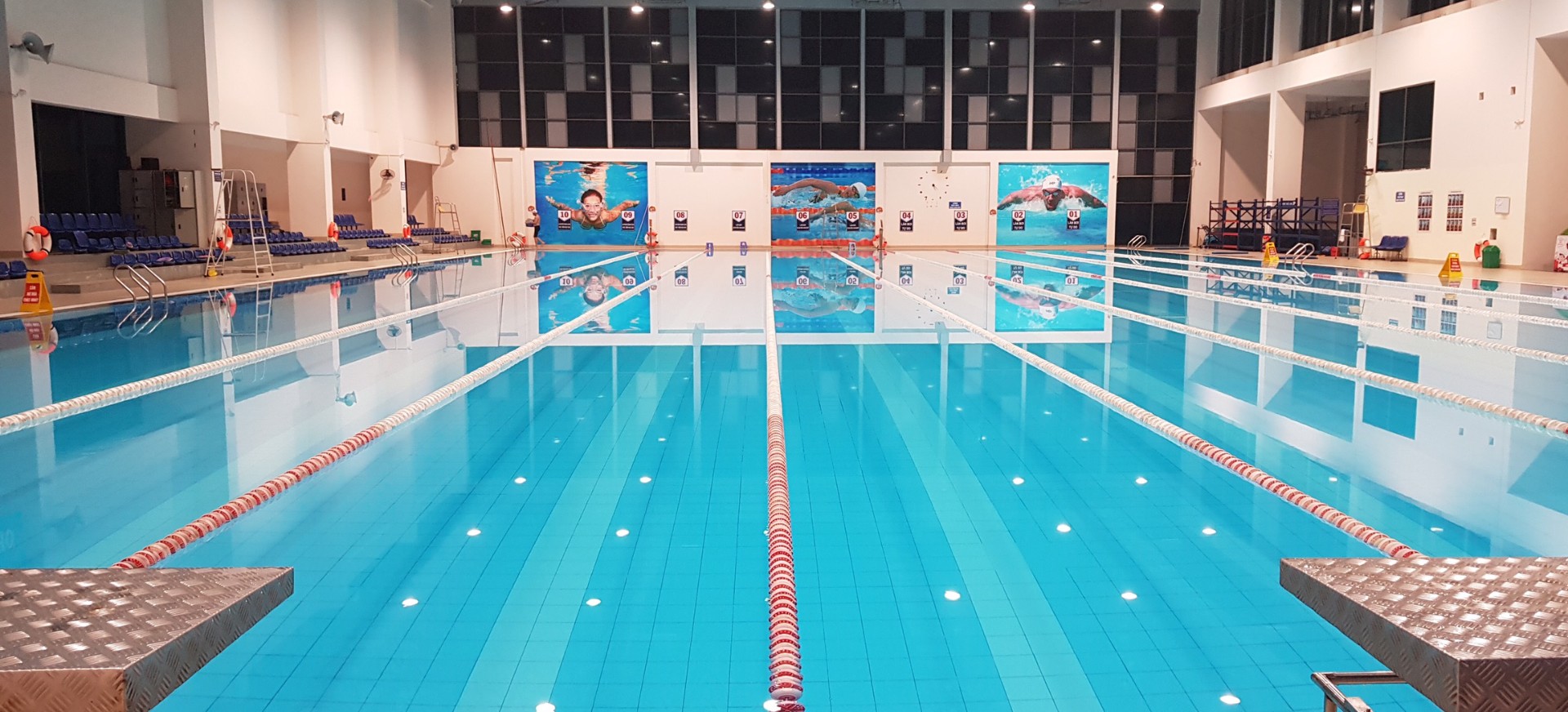 Bể bơi Hà Đông