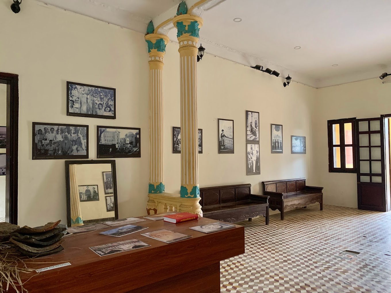 Dinh thự Hoàng A Tưởng Bên trong dinh Hoàng A Tưởng