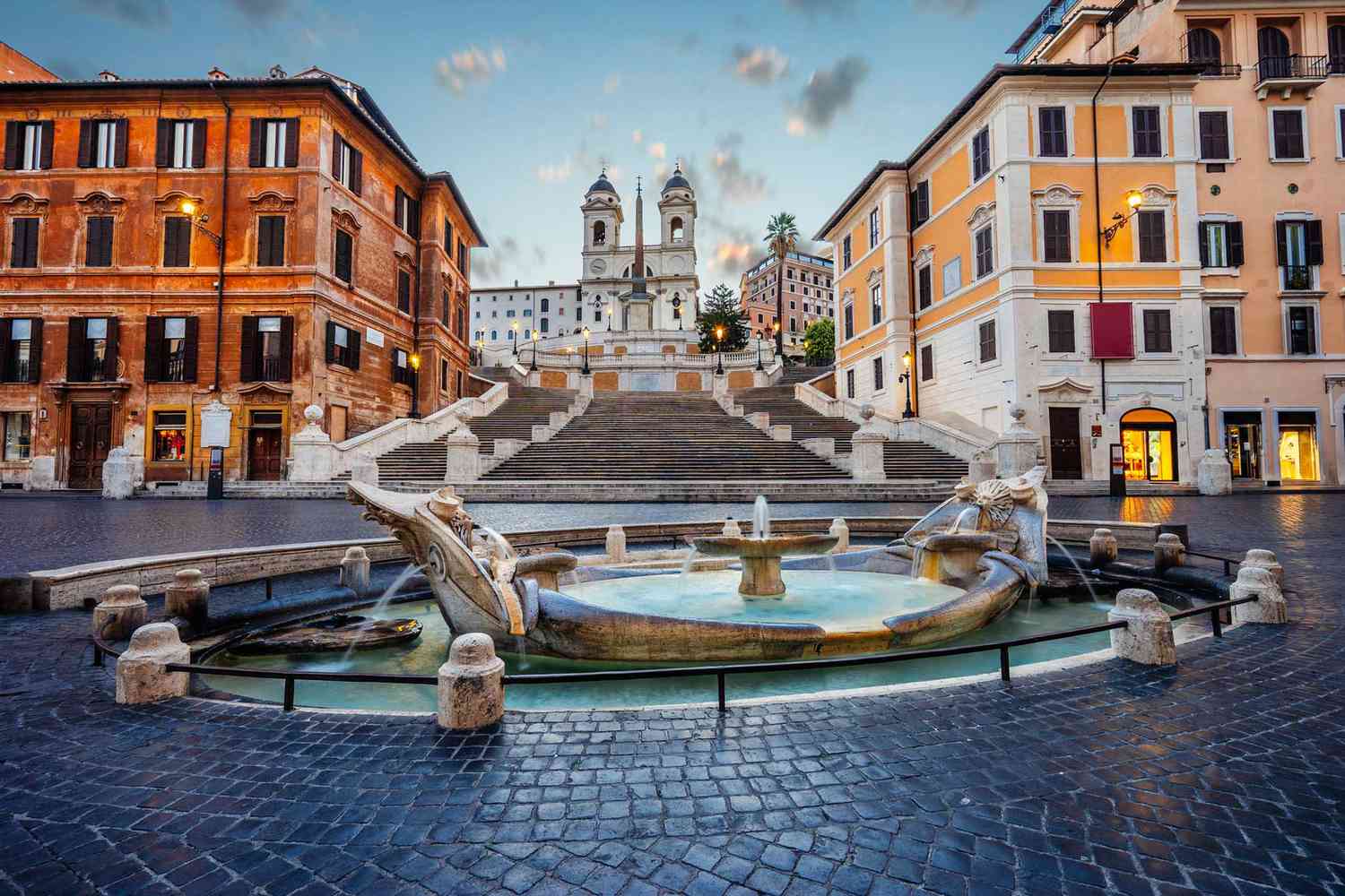 April is a wonderful time to explore the city of Rome