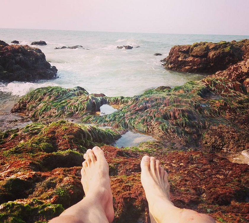 Vui chơi tại biển Hàm Rồng