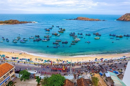 “Lạc trôi” theo khung cảnh bình yên, lãng mạn ở biển Nhơn Hải Quy Nhơn