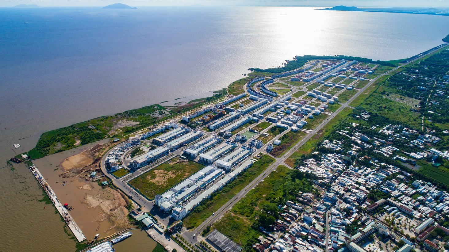 Khu lấn biển Rạch Giá hội tụ nhiều tiện ích vui chơi, mua sắm