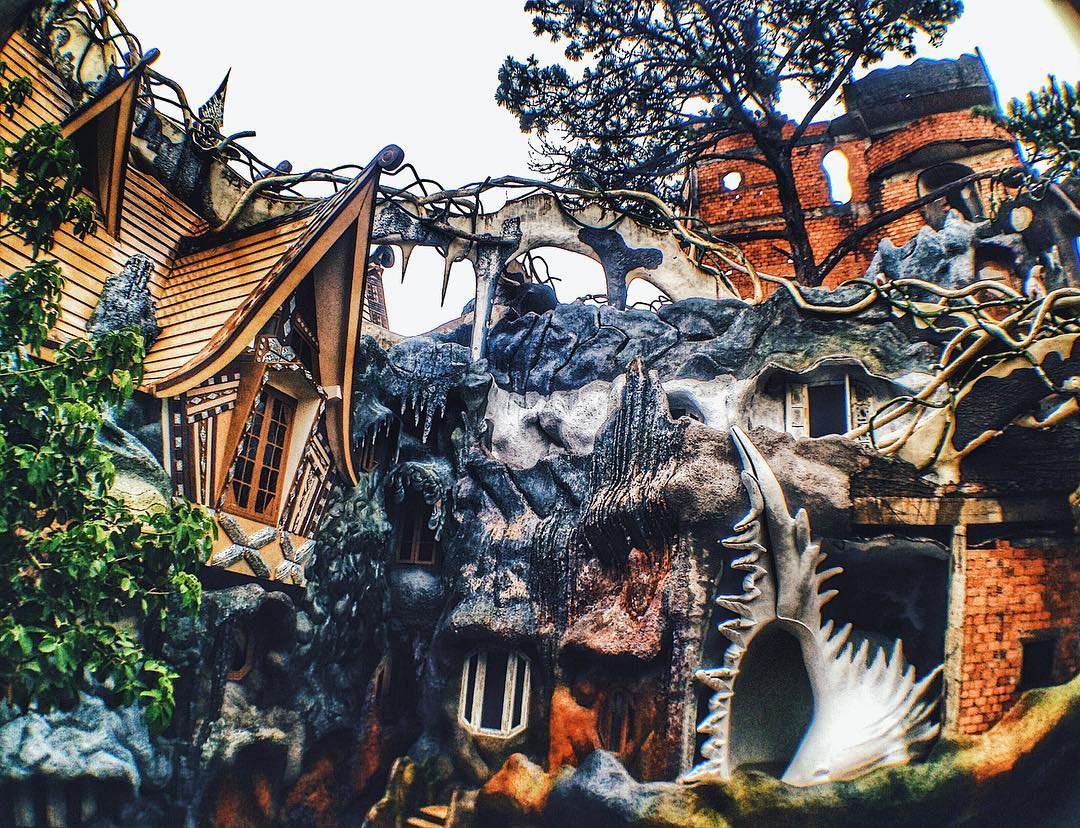 Biệt thự Hằng Nga Công trình sở hữu kiến trúc có phần “kỳ dị”