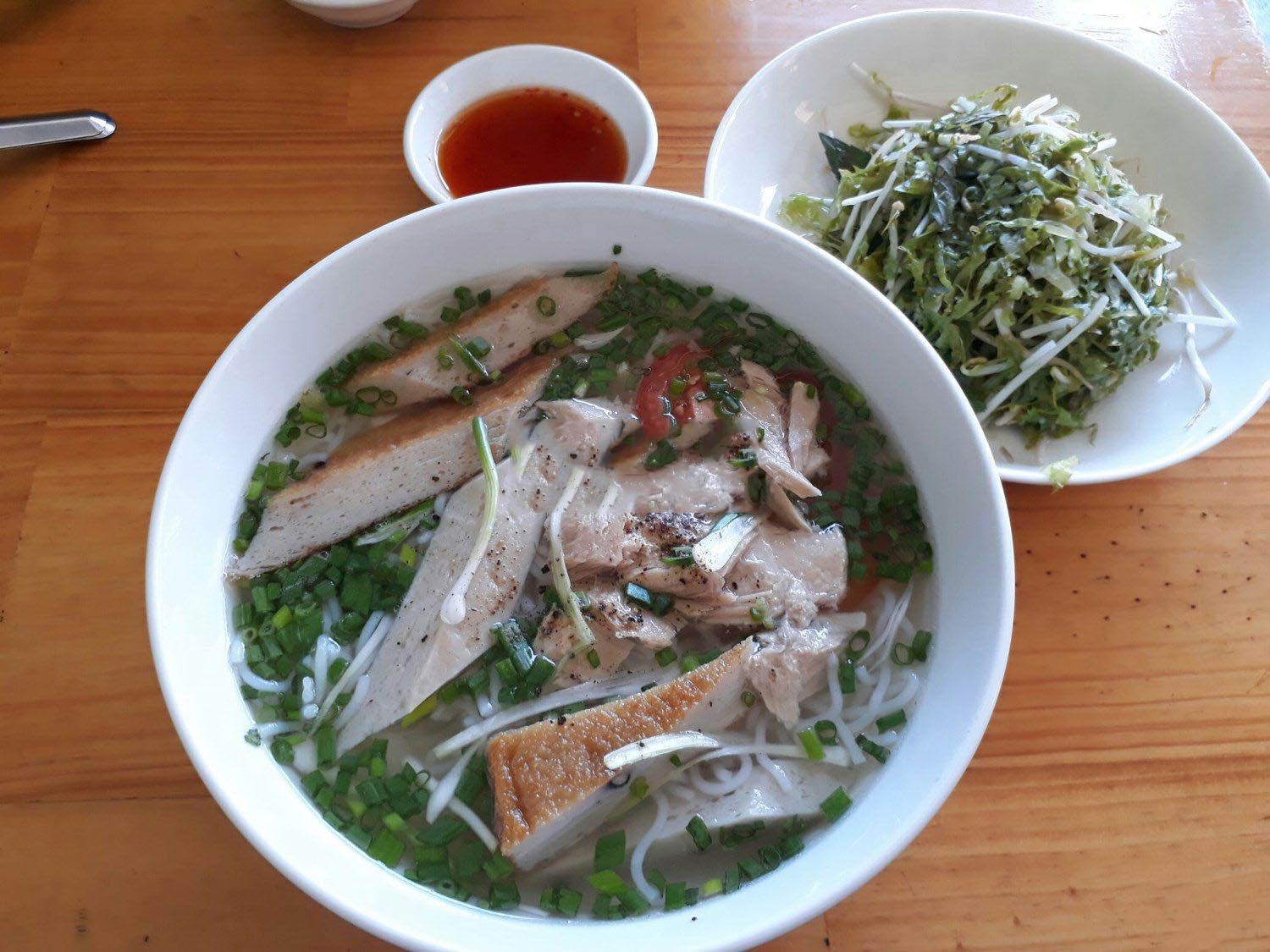 Bún cá Phan Thiết Bún cá khu chợ Phan Thiết ngon nổi tiếng