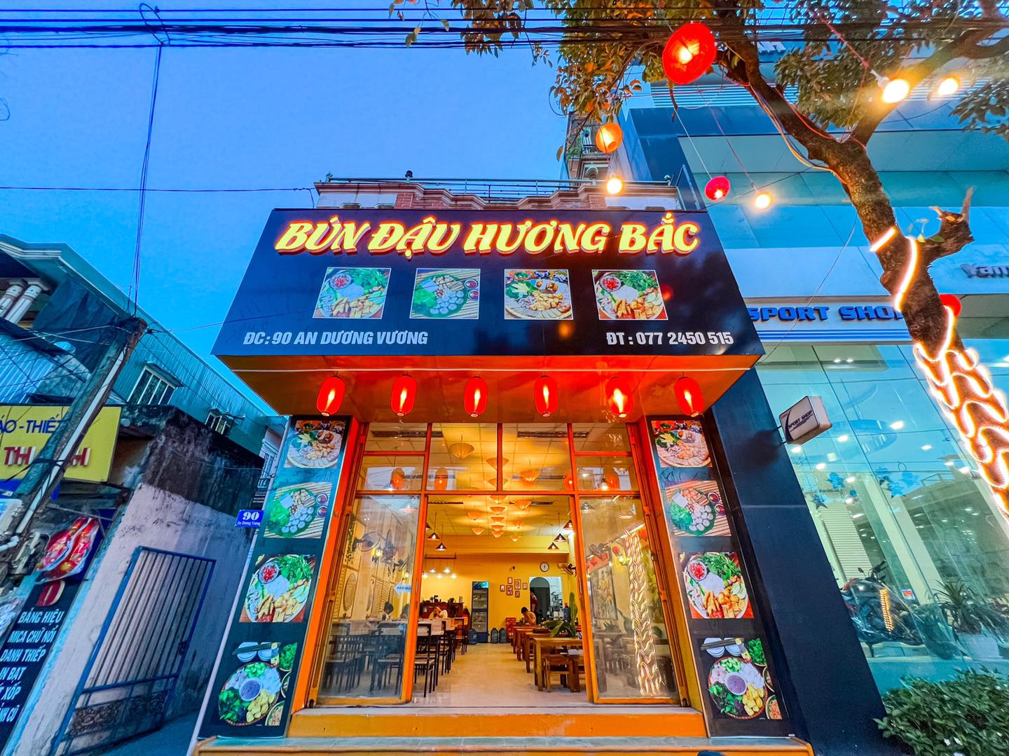 Bún đậu mắm tôm Huế Quán Hương Bắc có không gian khá rộng rãi, được trang trí tone màu vàng chủ đạo