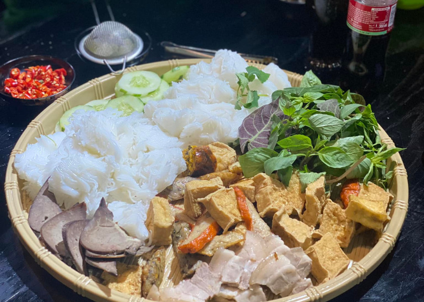 bún đậu mắm tôm Hải Phòng Mẹt bún đậu mắm tôm tại quán Làng Vẻn