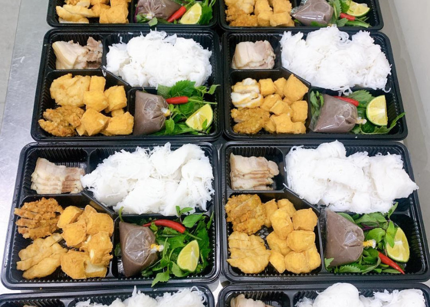 bún đậu mắm tôm Hải Phòng Phần bún đậu mắm tôm Hải Phòng mang về thật thơm ngon, sạch sẽ