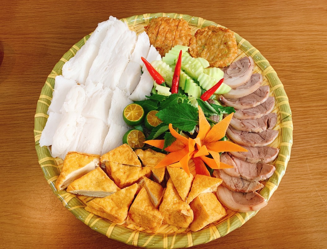 Bún đậu mắm tôm Hội An Bún đậu Hội An suất đầy đặn tại quán Dâu Bắc