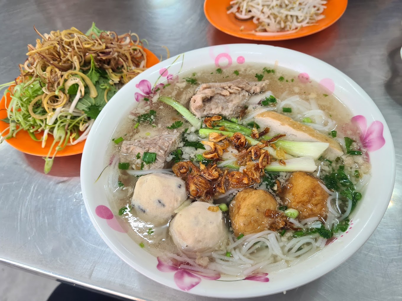 Bún mọc Thanh Mai Sài Gòn