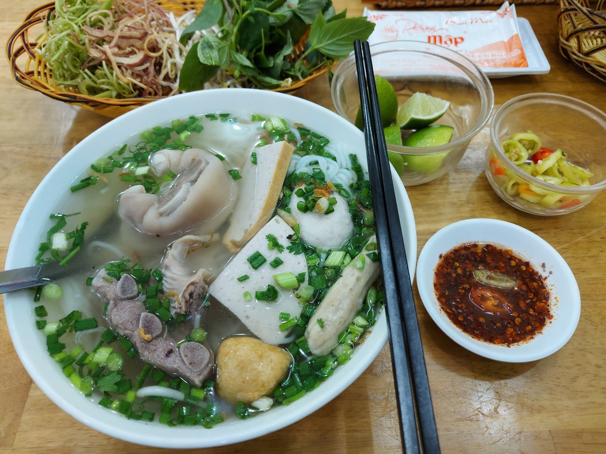 Bún mọc Ròm Mập