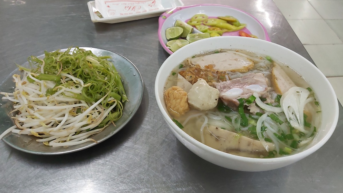 Bún mọc Nghi