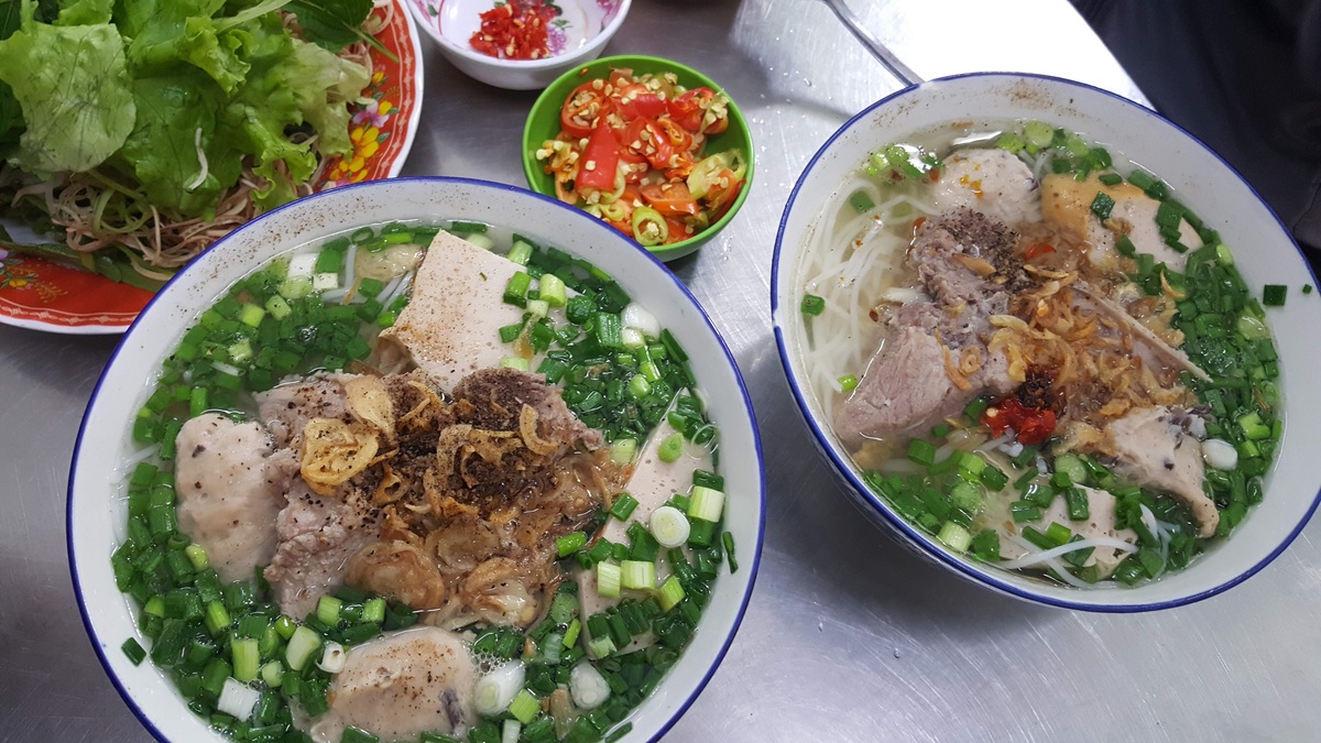 Bún mọc cô Cúc 