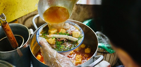 List 22 quán bún riêu ngon Hà Nội đậm chất ẩm thực Việt