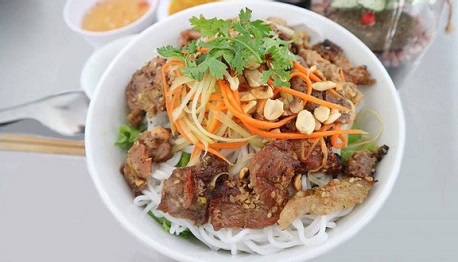 Truy lùng 7 quán bún thịt nướng Quy Nhơn ngon, chuẩn vị đặc trưng