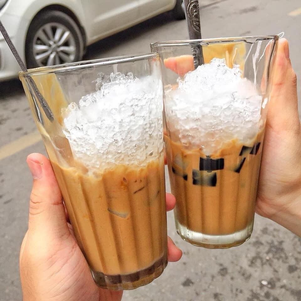 Cà phê cốt dừa là thức uống được lòng nhiều du khách