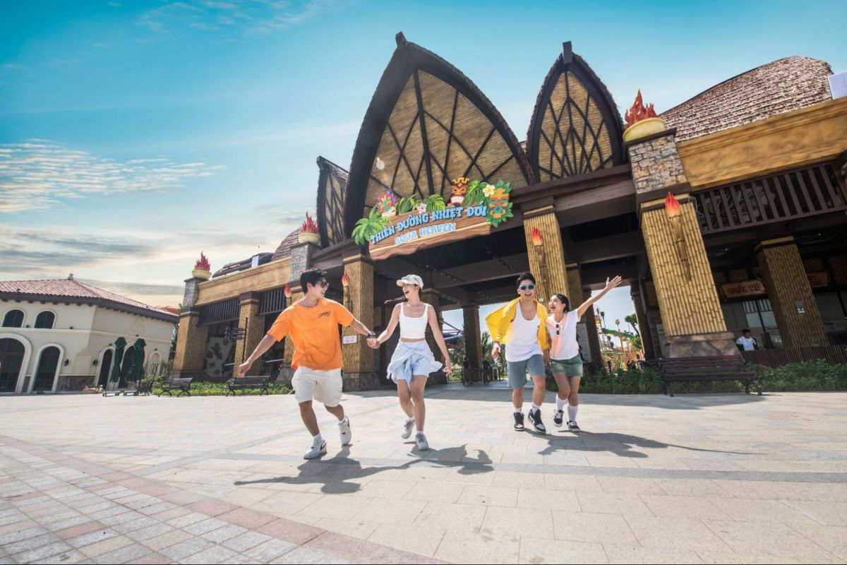 Các hoạt động vui chơi tại VinWonders Cửa Hội