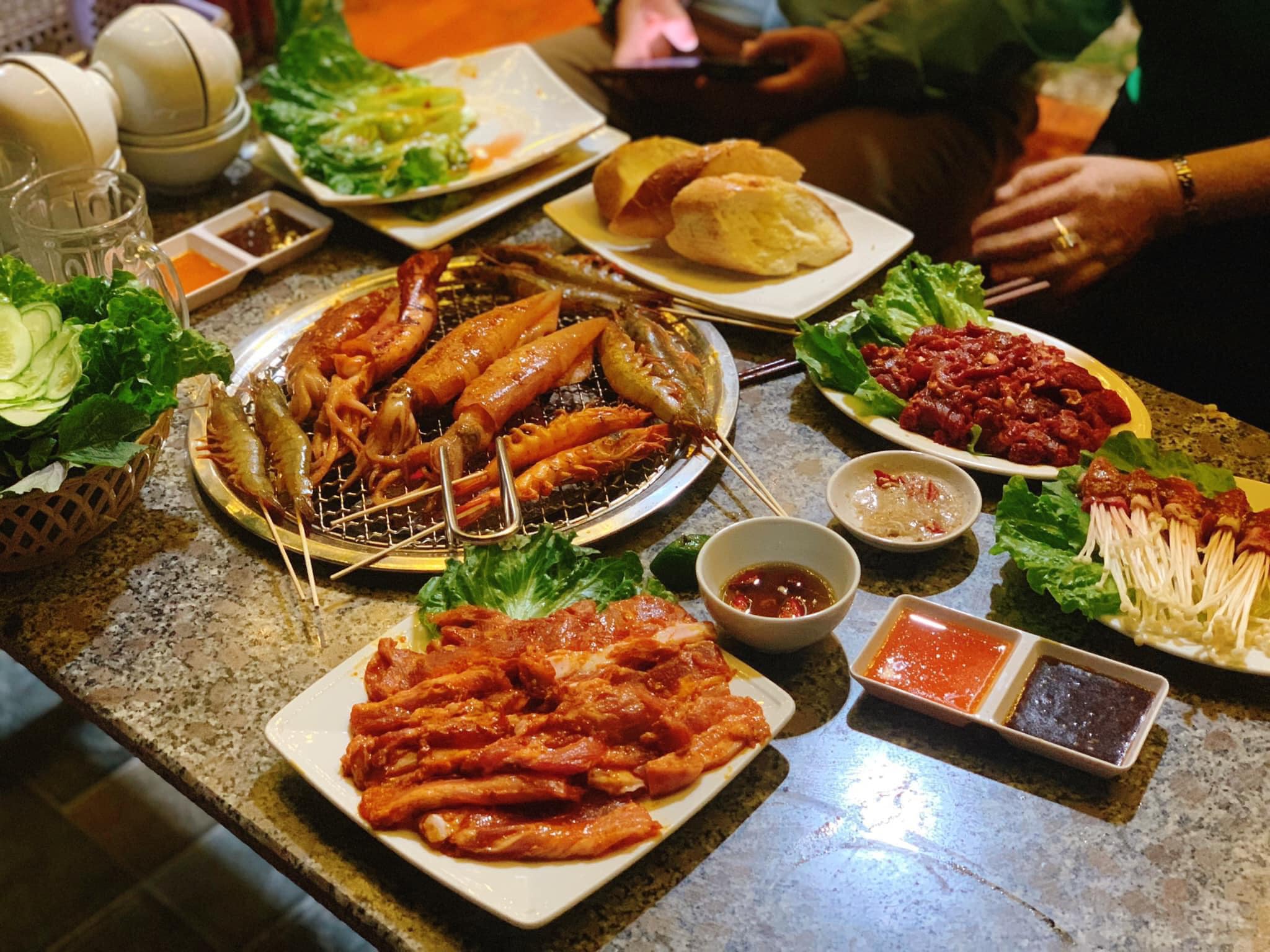 Các nhà hàng tại biển Tiên Trang