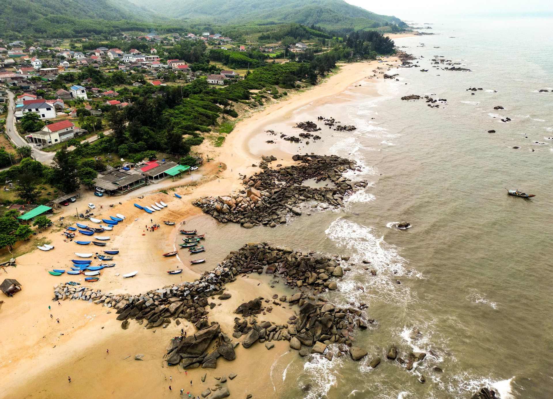 Biển Kỳ Xuân yên bình