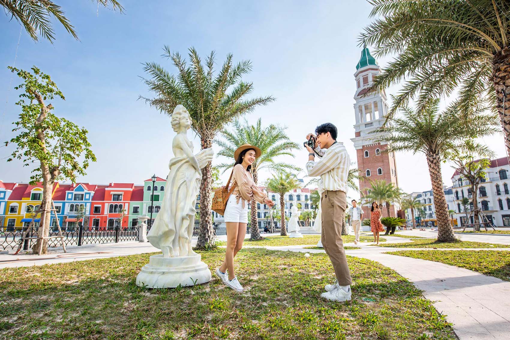 Một chuyến du lịch sẽ tạo nên nhiều kỷ niệm đẹp giữa hai người